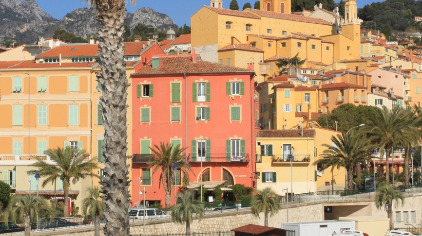 Le vieux port de Menton@Joëlle Martin (202)