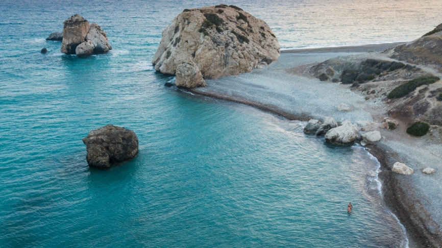 dylan-sosso-dkUn2_2tNdQ-unsplash