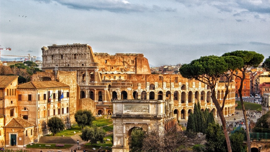 the-double-a-colosseum-2030643