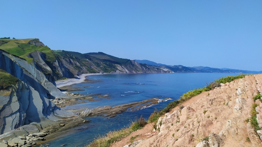eleatell-cliffs-6998764